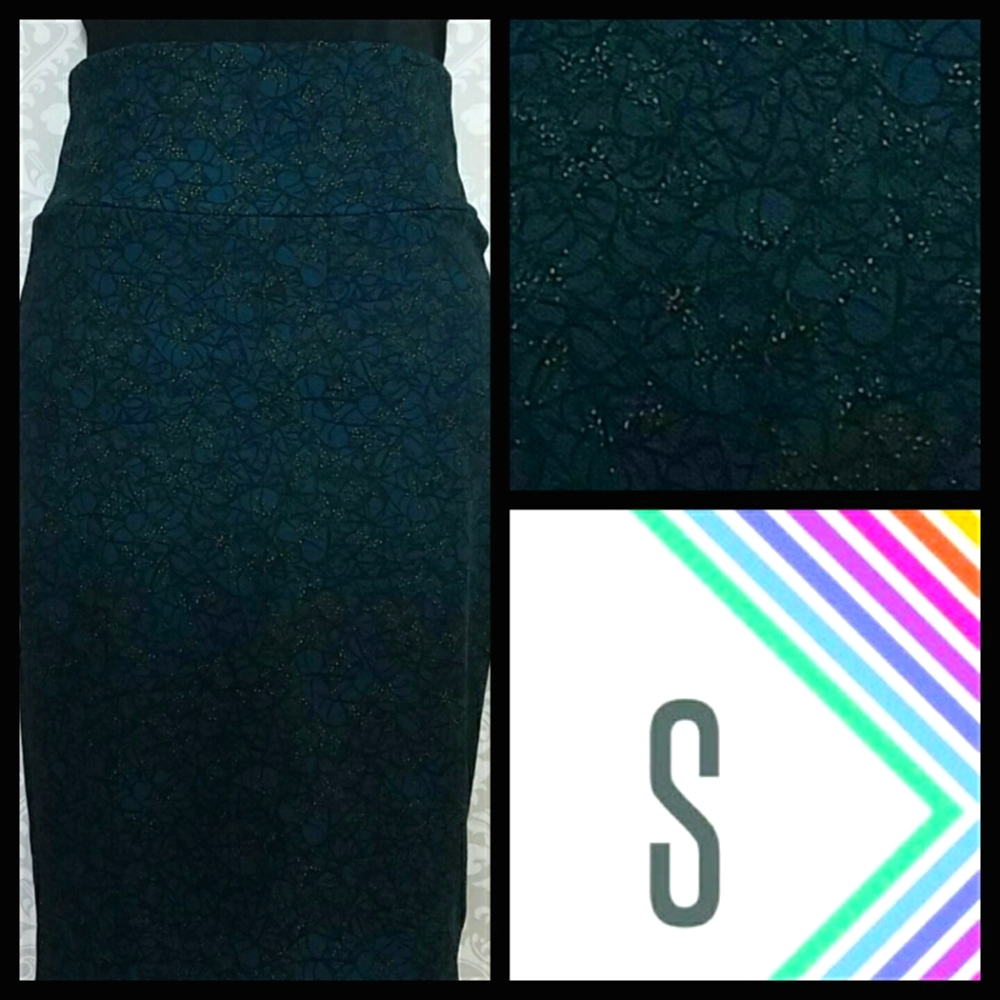 LulaRoe Cassie Pencil Skirt/Scarf/Top